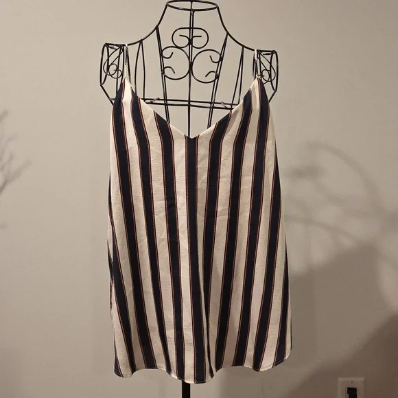 Express Elegant White and Blue Blouse - Picture 1 of 4